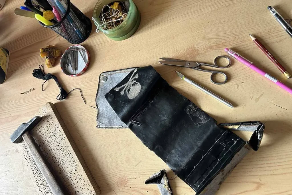 Artypik'Cuir - Maroquinerie artisanale - atelier de réparation