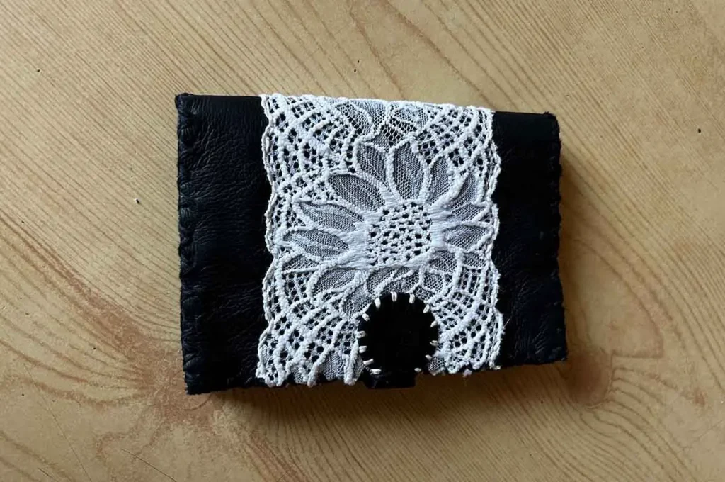 Artypik'Cuir - Maroquinerie artisanale - portefeuille