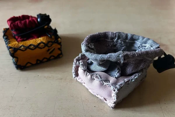 Artypik'Cuir - Maroquinerie artisanale - bourse à monnaie