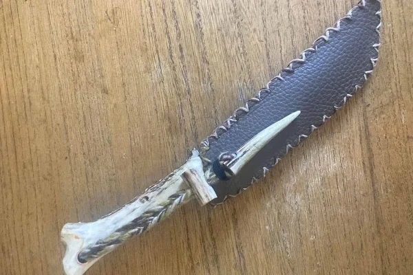 Artypik'Cuir - Maroquinerie artisanale - protège lame de couteau